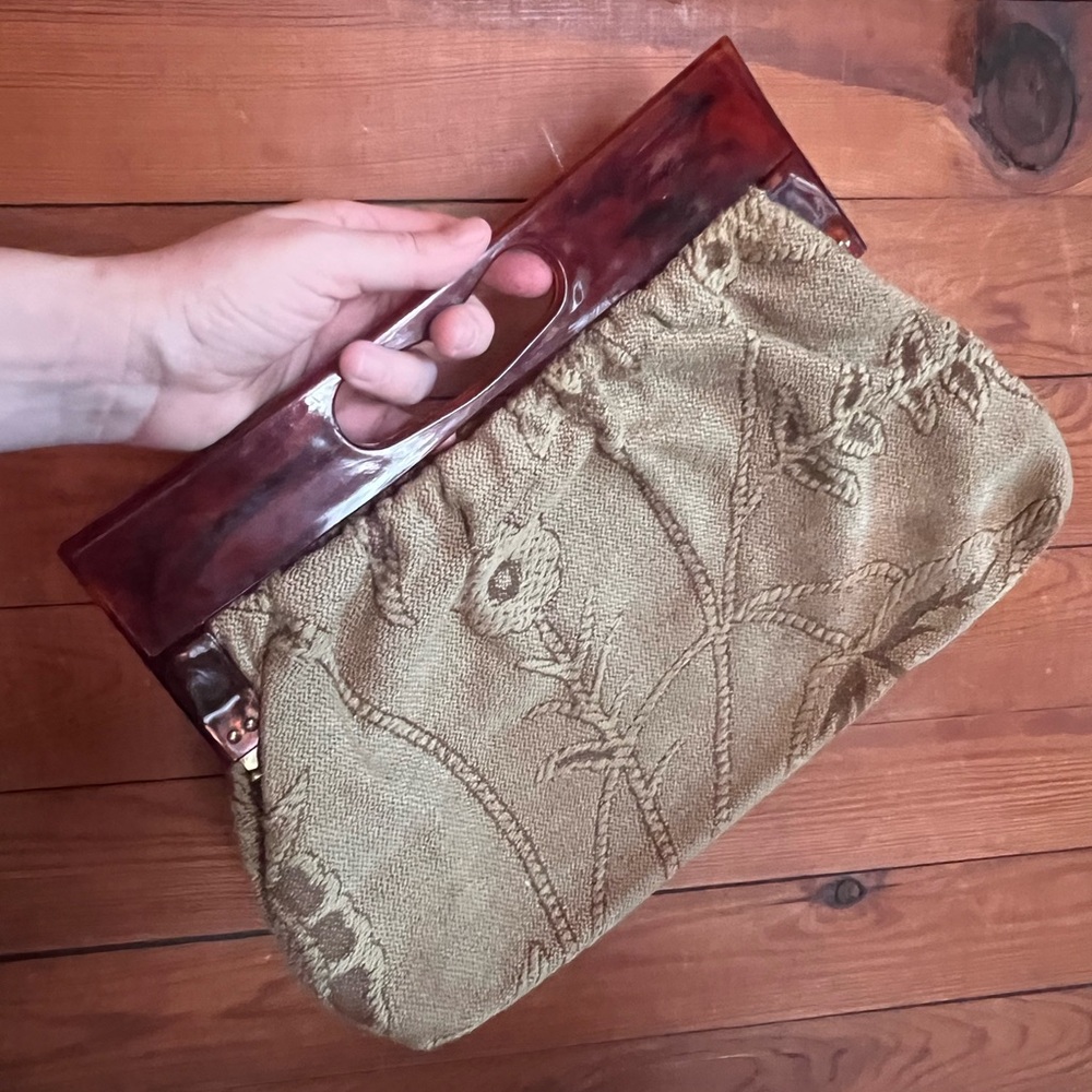1970s Tortoiseshell-Handle Olive Green Embroidered Clutch